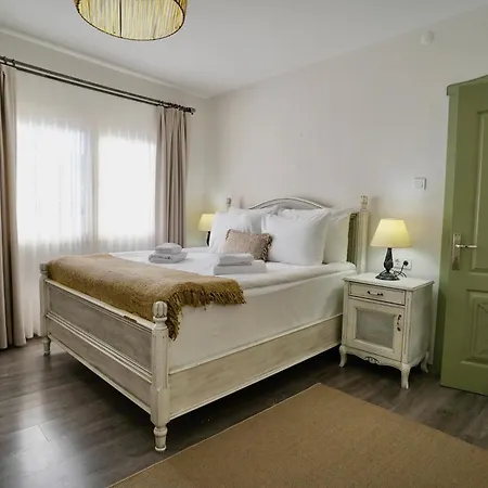 Cumbalica Flora Çeşme