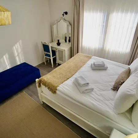 Cumbalica Flora Hotel Çeşme