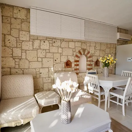 Cumbalica Flora Ξενοδοχείο