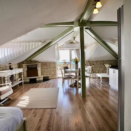 Cumbalica Flora Ξενοδοχείο Çeşme