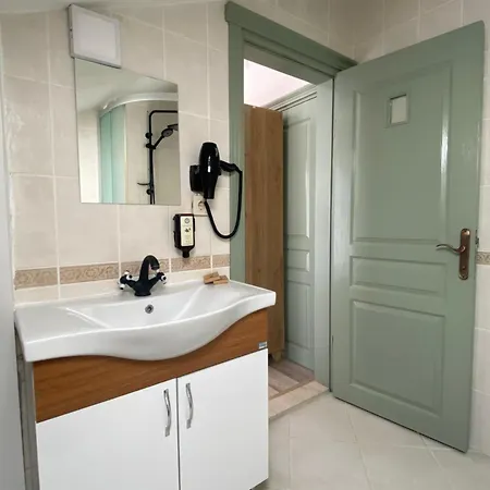 Cumbalica Flora Ξενοδοχείο