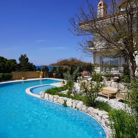 Cumbalica Flora * Cesme