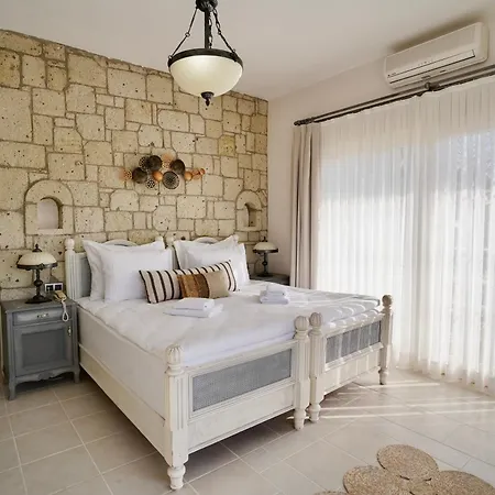 Cumbalica Flora Cesme