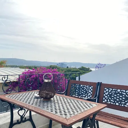 Cumbalica Flora Hotel Çeşme