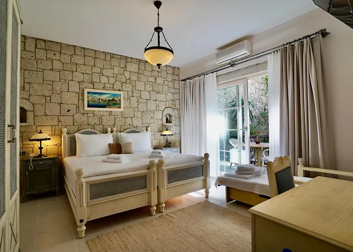 Cumbalica Flora فندق