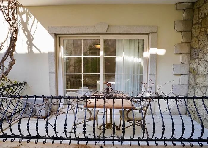 Cumbalica Flora Çeşme