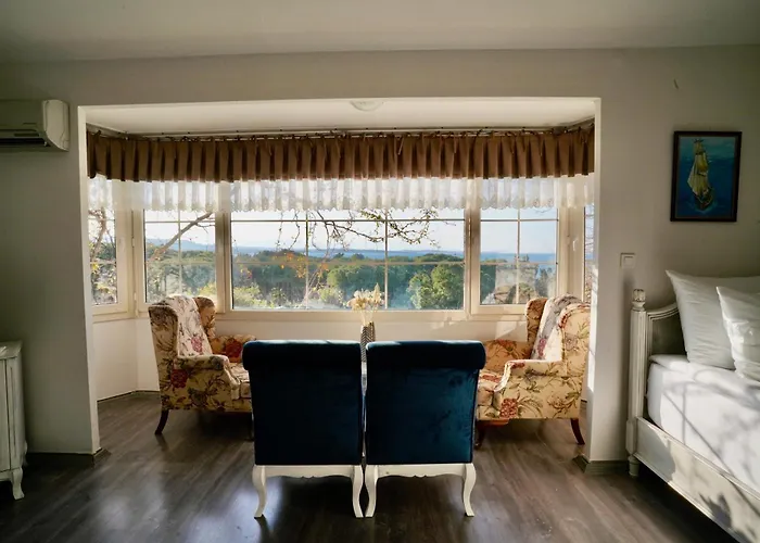 Cumbalica Flora فندق