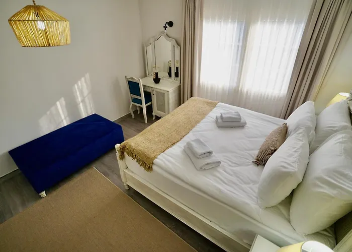 Cumbalica Flora فندق Çeşme