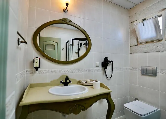 Cumbalica Flora فندق