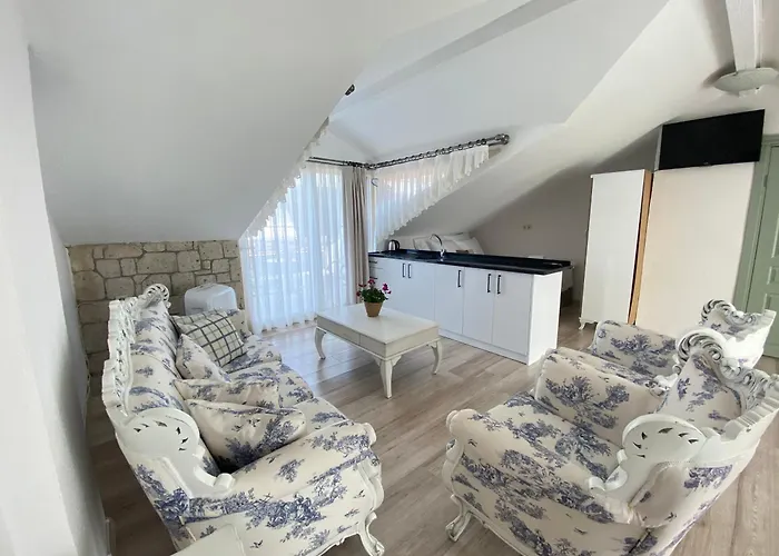 Cumbalica Flora * Çeşme